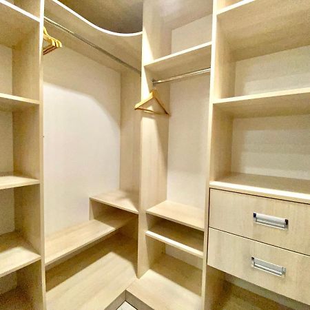 Apartpoltava Простора Однокімнатна Квартира В Новобудові, Корпусний Парк المظهر الخارجي الصورة