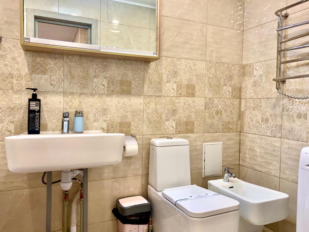 Apartpoltava Простора Однокімнатна Квартира В Новобудові, Корпусний Парк المظهر الخارجي الصورة