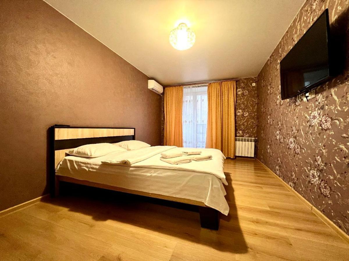 Apartpoltava Простора Однокімнатна Квартира В Новобудові, Корпусний Парк المظهر الخارجي الصورة